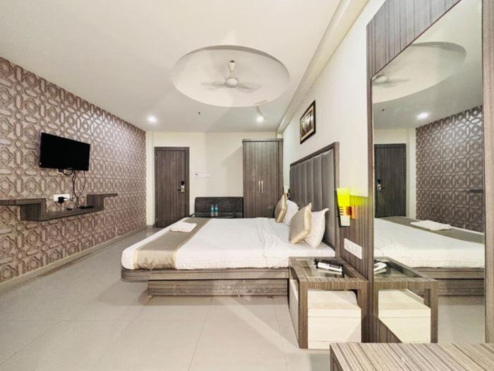 Hotel Royal Retreat Sambalpur Eksteriør billede