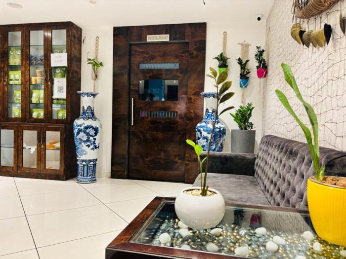 Hotel Royal Retreat Sambalpur Eksteriør billede