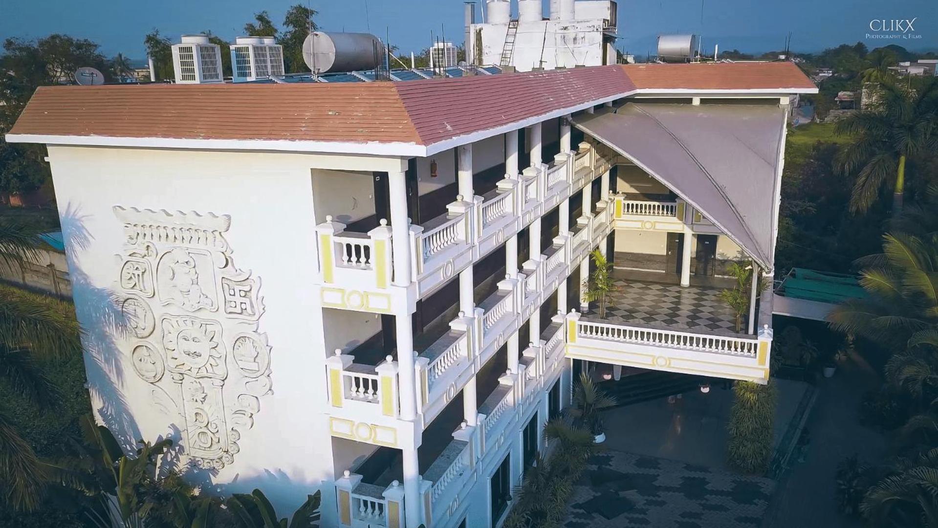 Hotel Royal Retreat Sambalpur Eksteriør billede